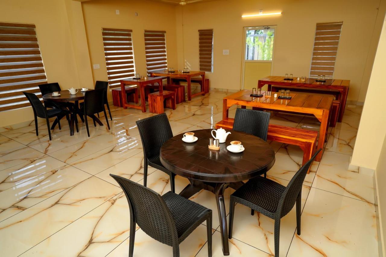 Kottackal Nature Inn 니둠바서리 외부 사진