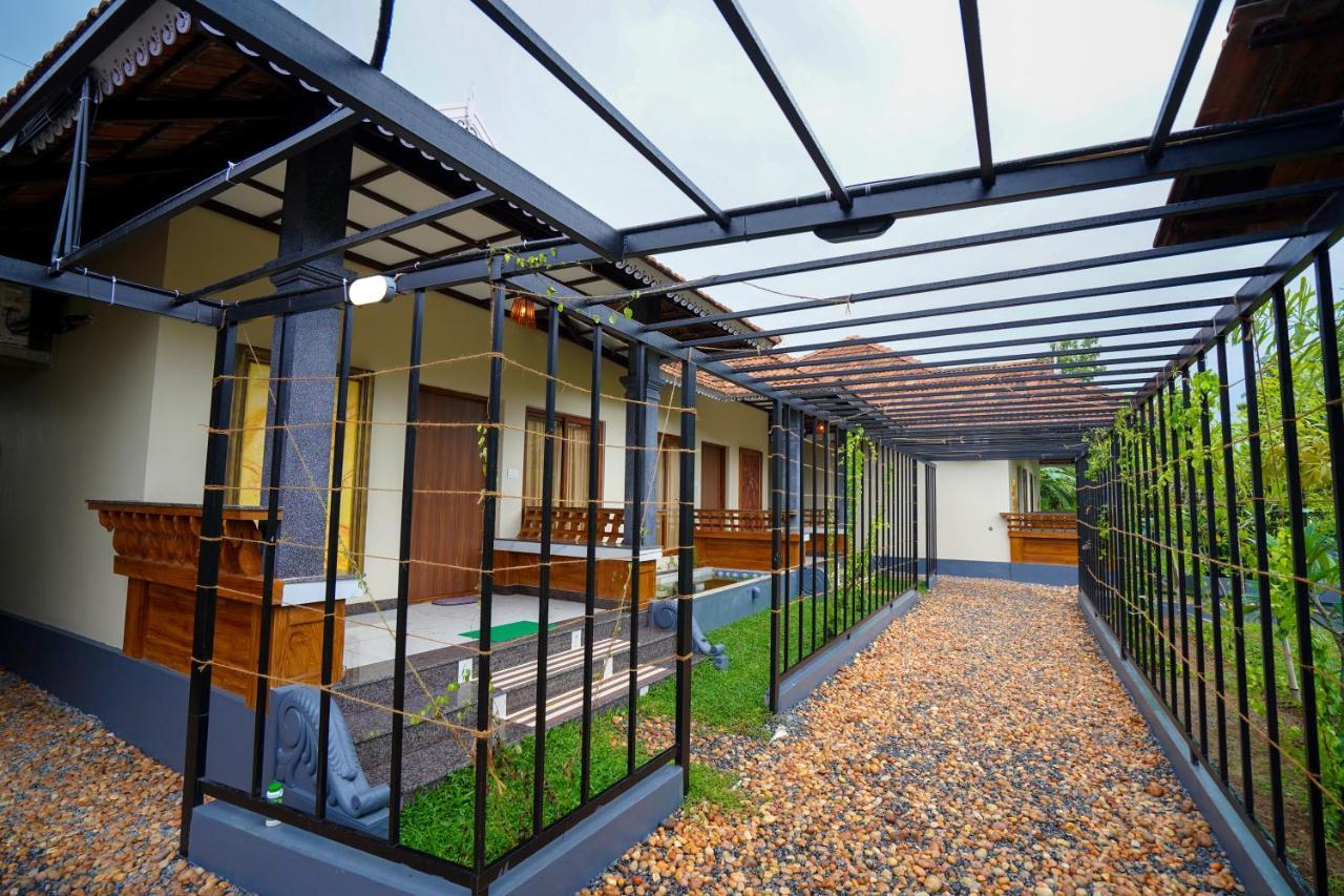 Kottackal Nature Inn 니둠바서리 외부 사진