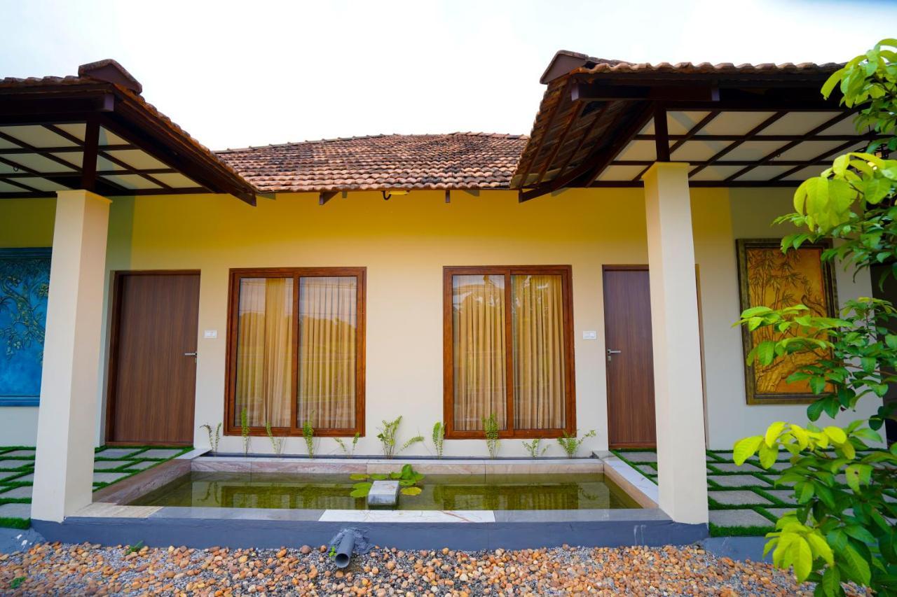Kottackal Nature Inn 니둠바서리 외부 사진