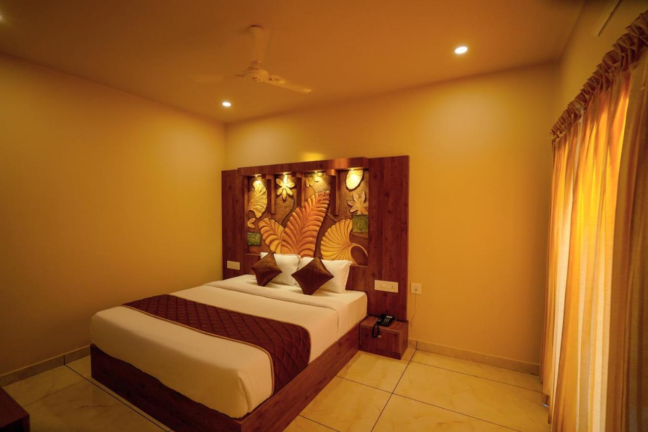 Kottackal Nature Inn 니둠바서리 외부 사진