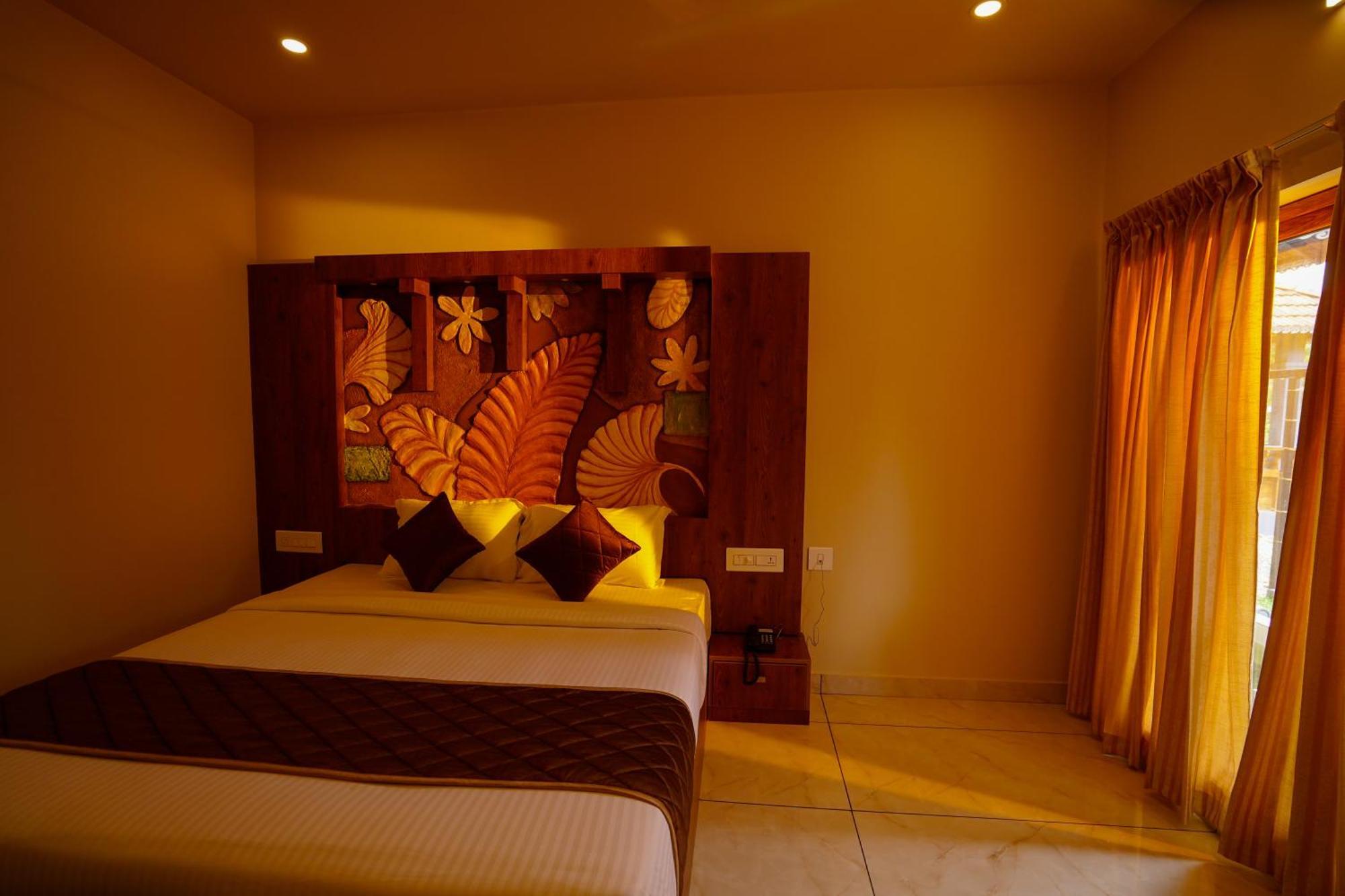Kottackal Nature Inn 니둠바서리 외부 사진