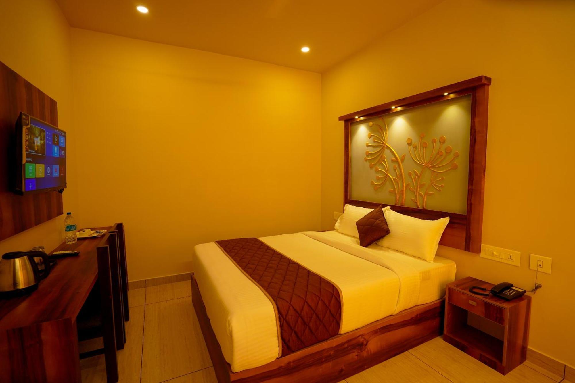 Kottackal Nature Inn 니둠바서리 외부 사진